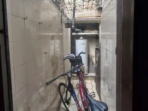 Depto Tipo Casa en Venta 50 años