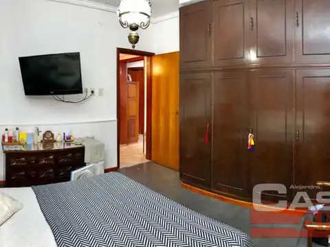 Depto Tipo Casa en Venta en Remedios de Escalada, USD 105.000