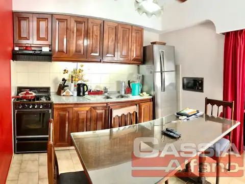 FRAY M. ESQUIÚ al 2500