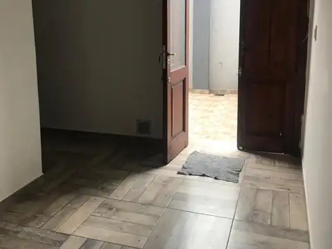 Depto Tipo Casa en Alquiler de 1 dormitorio