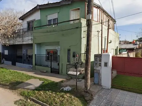 Departamento a refaccionar en venta.