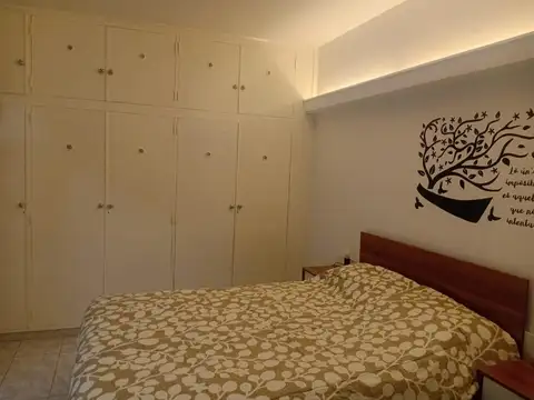 Castex 3300, Piso 1