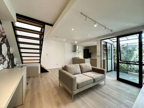 Casa de pasillo de 2 dormitorios con terraza