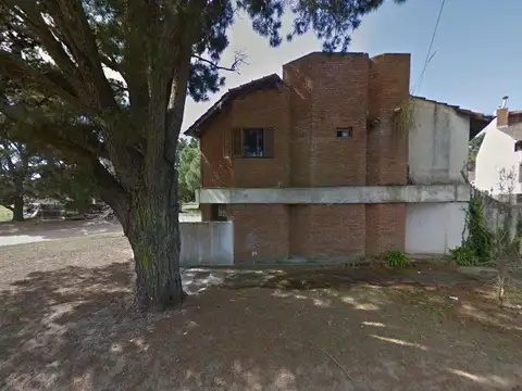 PH en venta - 2 Dormitorios 2 Baños - Cochera - 88Mts2 - San Bernardo del Tuyú