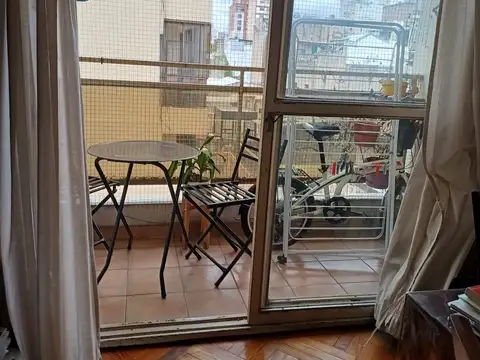 VENTA SEMIPISO  CALIDAD MASTROGIUSEPPE.  COCINA COMEDOR SEPARADA. U$S 110.000 88 M2 SAN MARTÍN Y ZEBALLOS