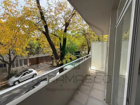 Depto Tipo Casa en Venta de 1 dormitorio