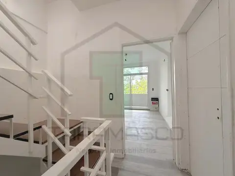 VENTA PH 2 AMB AL FRENTE C/BALCON Y TERRAZA VILLA SANTA RITA