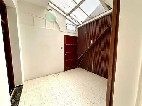 VENTA PH DOS AMBIENTES - PLANTA BAJA - LUMINOSO
