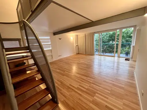 Avenida General Indalecio Chenaut 1800, Piso 5