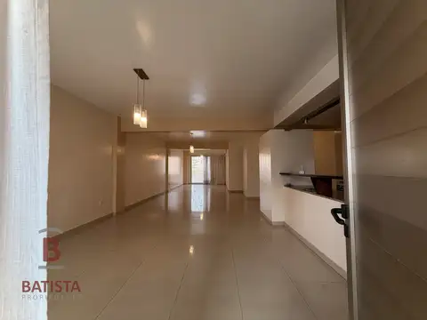 Departamento en Alquiler de 3 dormitorios