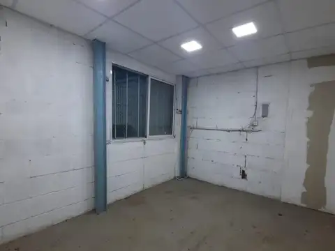 Galpon en Venta 50  mts Fondo