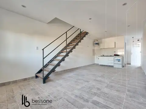 Depto Tipo Casa en Venta de 2 dormitorios