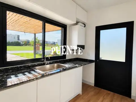 Casa en Alquiler A Estrenar