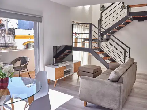 PH en alquiler - Amoblado - San Telmo