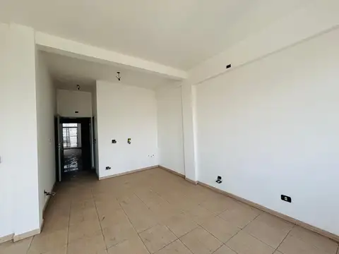 14 oficinas en block/  con baño individual.- en 3 plantas.-