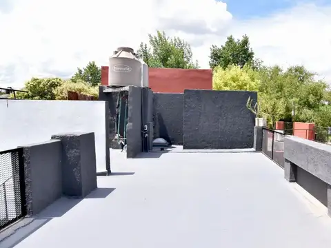 Depto Tipo Casa en Venta 50 años