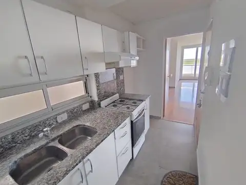 Departamento en Alquiler con 2 cocheras