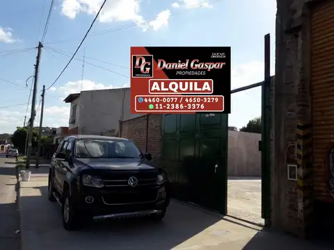 ALQUILER LOTE C/PISO DE HORMIGÓN Y AGUA