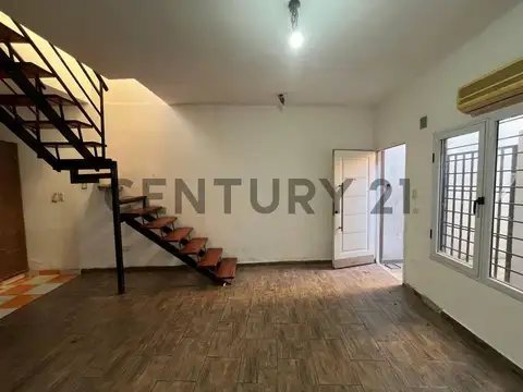 Nazarre 5700, Piso 0