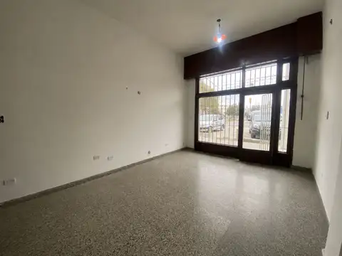 Local - Alquiler - Argentina, La Matanza - Juan Manuel de Rosas 8977