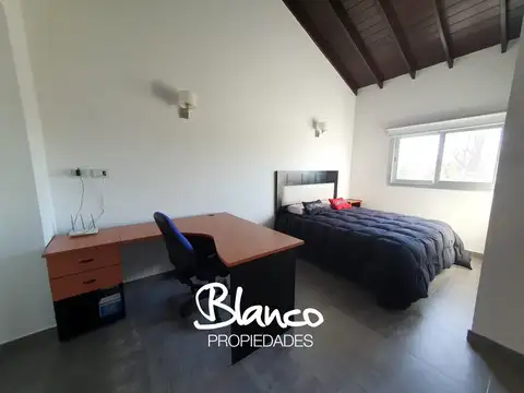 Casa en Alquiler Temporal al Este