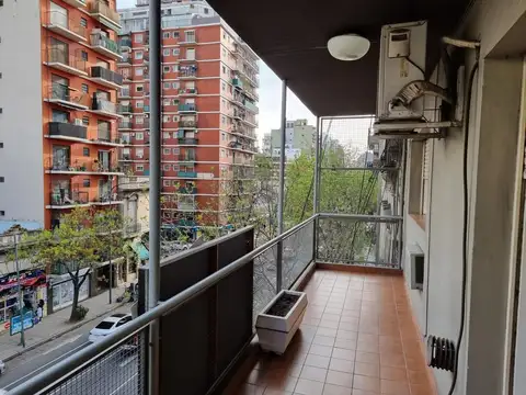 Av. Independencia 2359 , Piso 3
