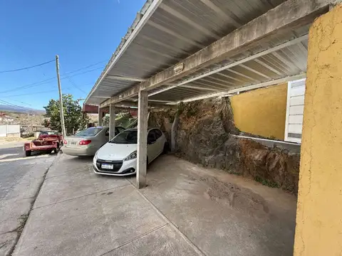 Los Lapachos 200