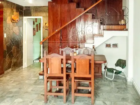 Juan B Alberdi al 3200 entre beiro y uzal