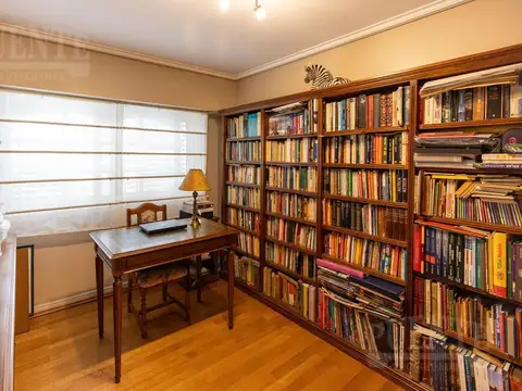 Manuel Castro entre Vieytes y R. Peña