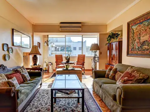 VENTA SEMIPISO 4 AMBIENTES CON COCHERA. SAN ISIDRO - APTO CRÉDITO.