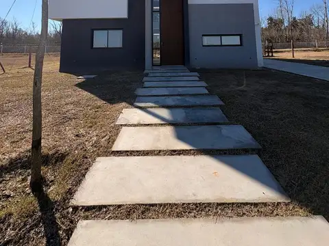 Casa En Venta Barrio Nativas - Puertos del Lago, Escobar