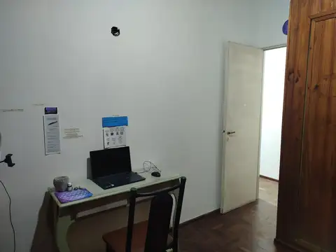 Casa 5 ambientes con 1 baño