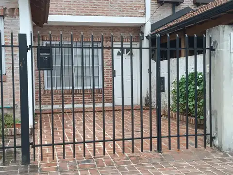 Depto Tipo Casa en Venta de 4 ambientes