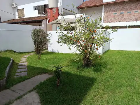 Depto Tipo Casa en Venta en Carapachay, USD 142.000
