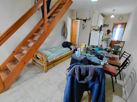 Casa 3 ambientes con 1 baño