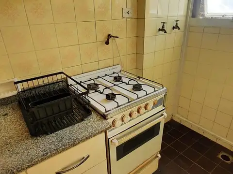 Paroissien 4600, Piso 2