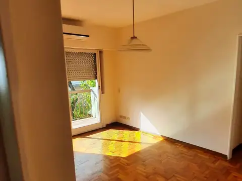 Paroissien 4600, Piso 2