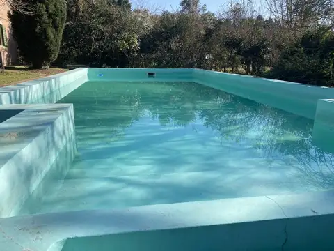 Venta casa 2400 m2 lote  calle 245 Casuarinas, Lujan G.B.A. Zona Oeste  - 4 Ambientes