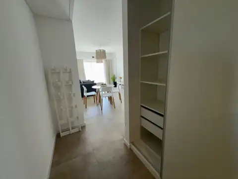 Pizarro 5800 , Piso 6