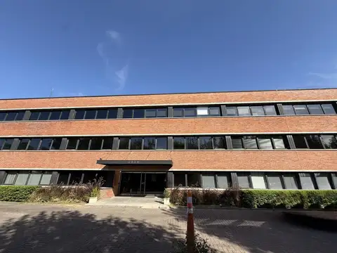 Oficina en Venta con 4 cocheras