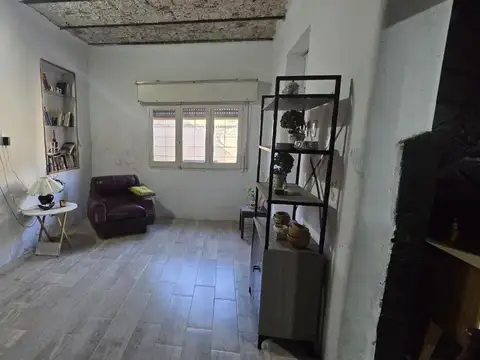 VENTA CASA INTERNA 2 DORMITORIOS BARRIO ARROYITO