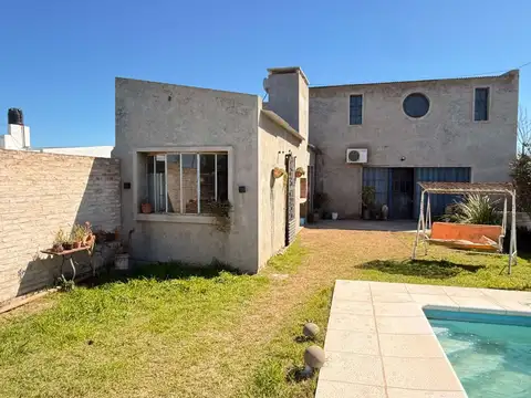 Casa 3 ambientes con 1 baño