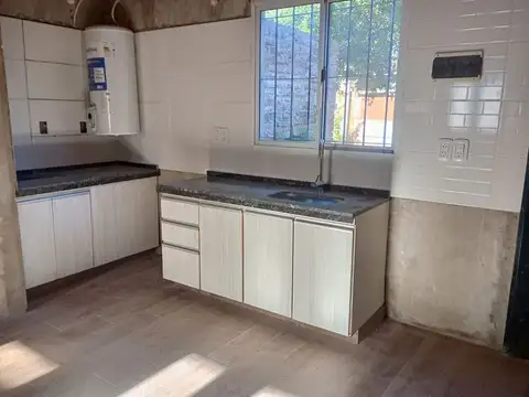 Casa 3 Amb en lote propio en Boulogne a terminar.