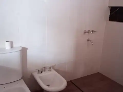 Casa 3 Amb en lote propio en Boulogne a terminar.