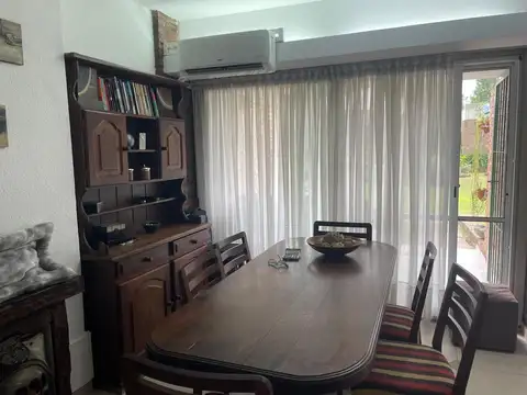 ¡Excelente OPORTUNIDAD! Venta duplex, permuta por casa.