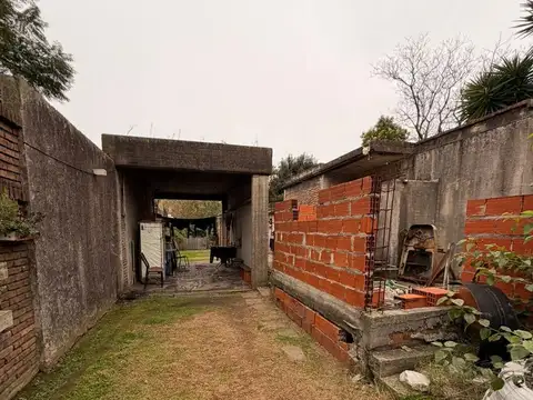 Casa en Venta en Ezpeleta Oeste, USD 65.000
