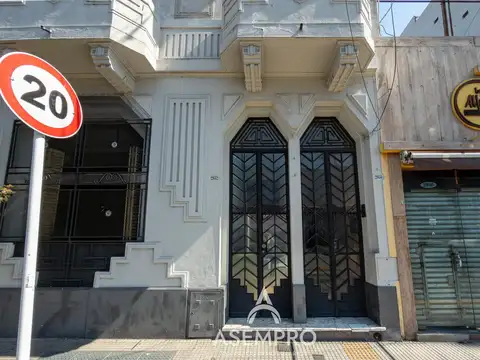 Depto Tipo Casa en Venta de 5 ambientes