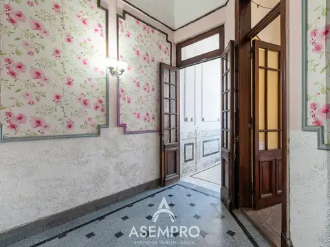 Depto Tipo Casa en Venta 80 años