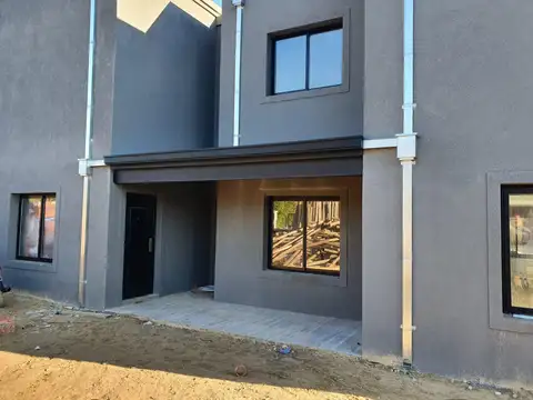 Casa en Venta en Pilar, USD 79.000