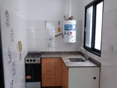 MONOAMBIENTE EN ALQUILER - ZONA FACULTAD DE MEDICINA